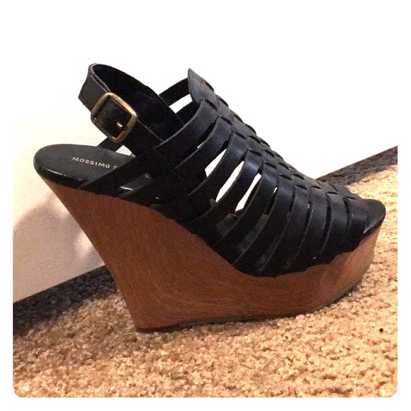 Shoes - Black wedge heels